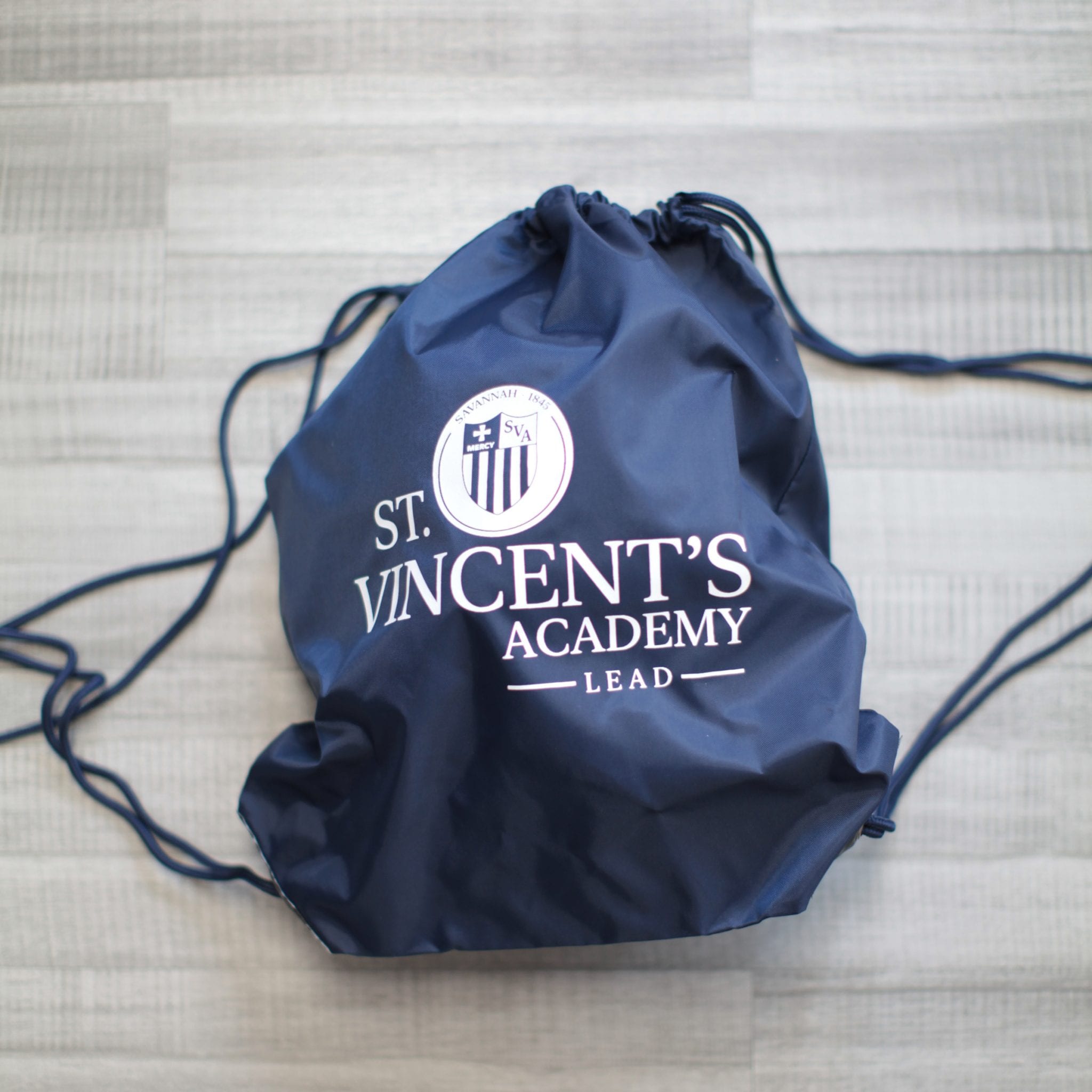 The Fashionpreneur Academy ™ on Instagram: “Oversized Essential Bag or  Backpack?!? 🔥 SHOPFASHIONPRENEUR.COM IS RESTOCKED! EVERY R… | Essential bag,  Bags, Backpacks